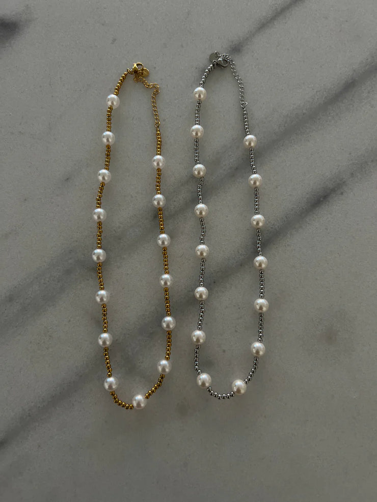 Pearl Beaded Necklace